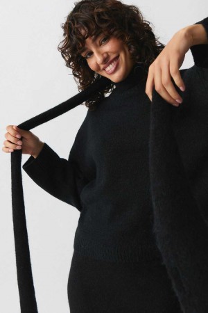 Women Gina Tricot Knitted Choker Scarf Black | 02VSZGUET