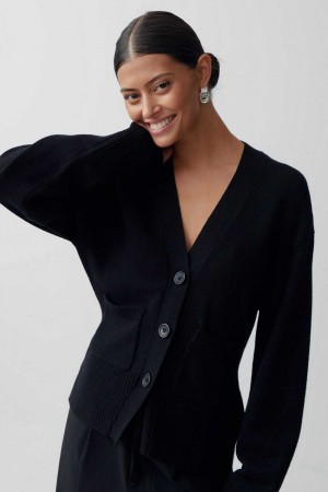 Women Gina Tricot Knitted Pocket Cardigan Black | 17VYUQLDO