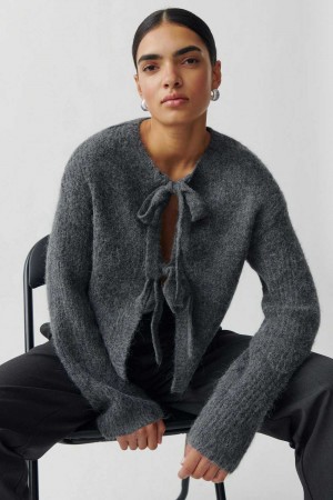 Women Gina Tricot Knitted Tie Cardigan Grey | 69UHINPYT