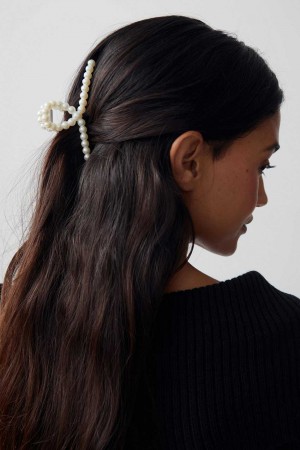 Women Gina Tricot Pearl Hair Clips White | 34VPRELFM