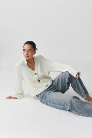 Women Gina Tricot Relaxed Knitted Cardigan White | 63EXTCFDM