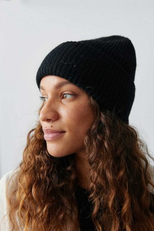 Women Gina Tricot Rib Beanie Black | 67HBPSNER