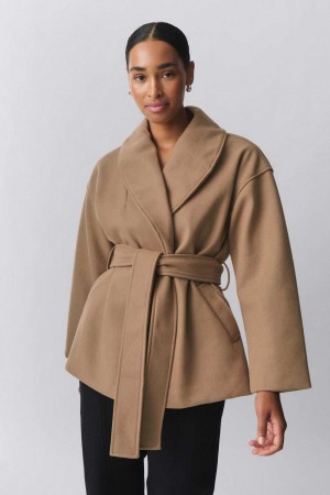 Women Gina Tricot Shawl Collar Short Coat Beige | 98WCVQXMF