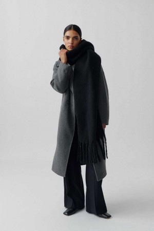 Women Gina Tricot Soft Chunky Scarf Black | 62FBEUNPG