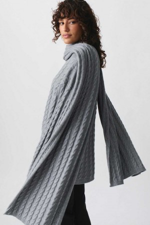 Women Gina Tricot Soft Knitted Cable Scarf Grey | 26FSHDBIT