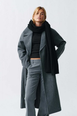 Women Gina Tricot Soft Knitted Scarf Black | 81HOYVSET