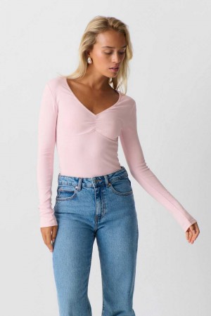 Women Gina Tricot V-neck Top Pink | 91NABFWIL