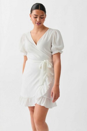 Women Gina Tricot Wrap Dress White | 72UQDCISW